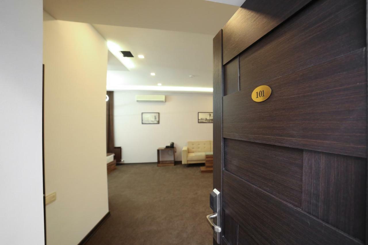 Moscow Boutique Hotel エレバン エクステリア 写真